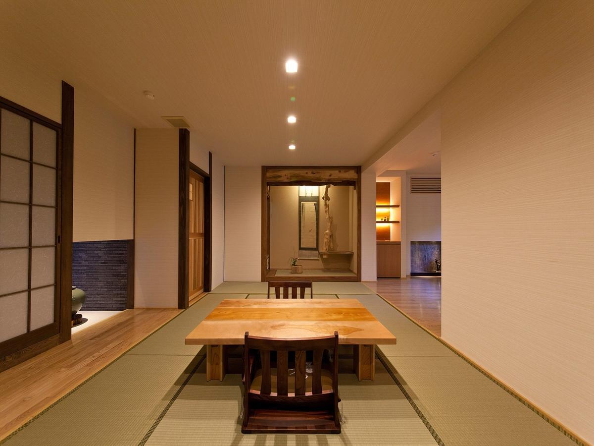 Отель Gokuraku Onsen Takumi No Yado Takaharu Экстерьер фото